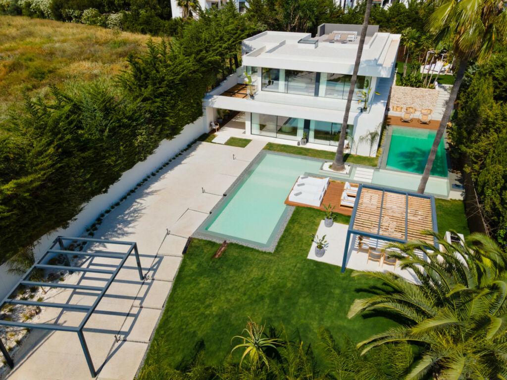 Detached Villa Nueva Andalucía Málaga - image 28