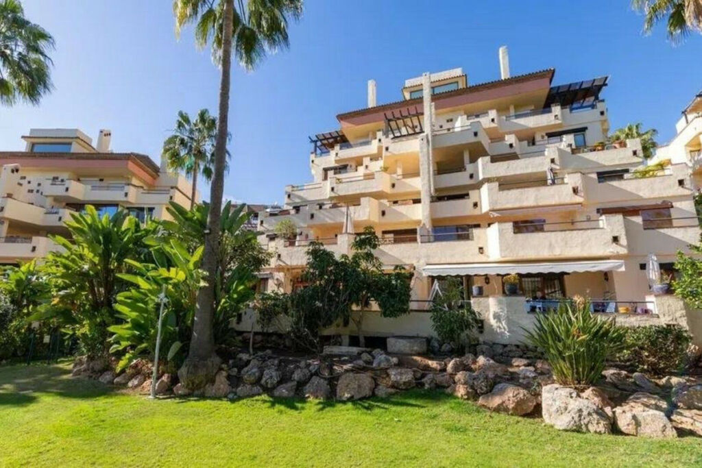 Ground Floor Apartment The Golden Mile Málaga - image 28