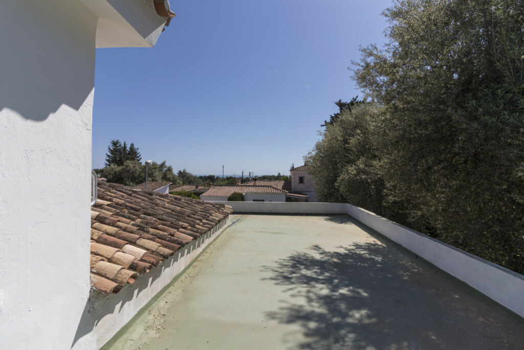 Detached Villa Marbella Málaga - image 28