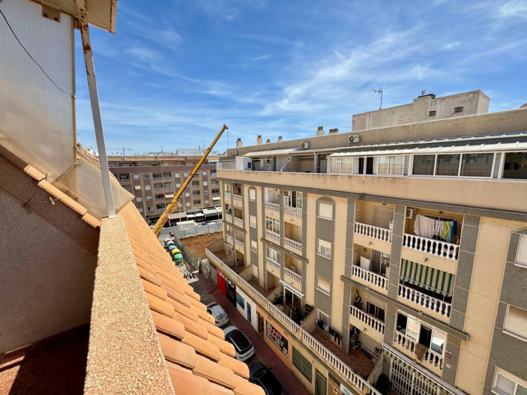 Penthouse Torrevieja Alicante - image 28