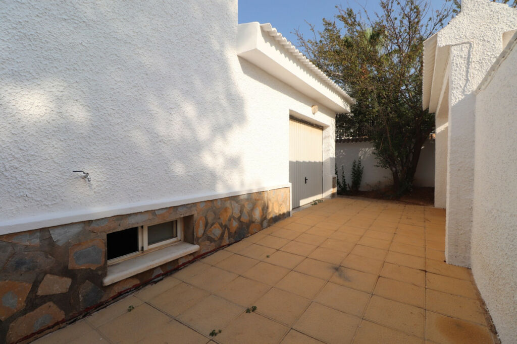 Detached Villa Dona Pepa Alicante - image 29