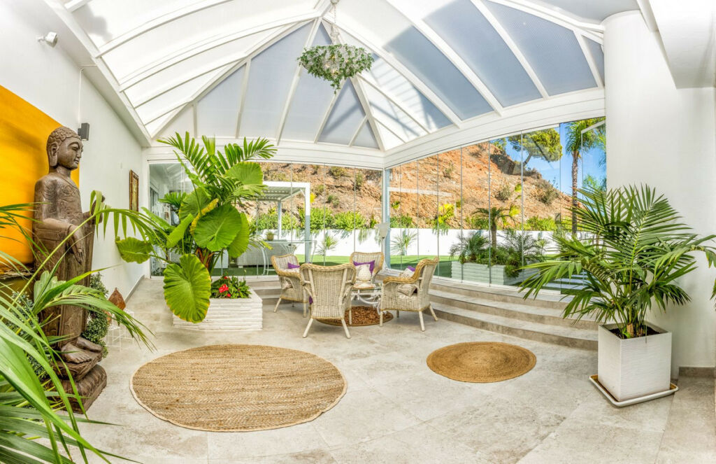 Detached Villa Estepona Málaga - image 29