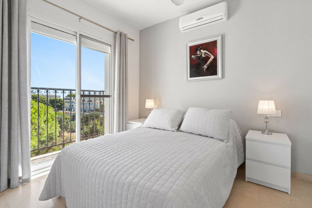 Detached Villa Torreblanca Málaga - image 29