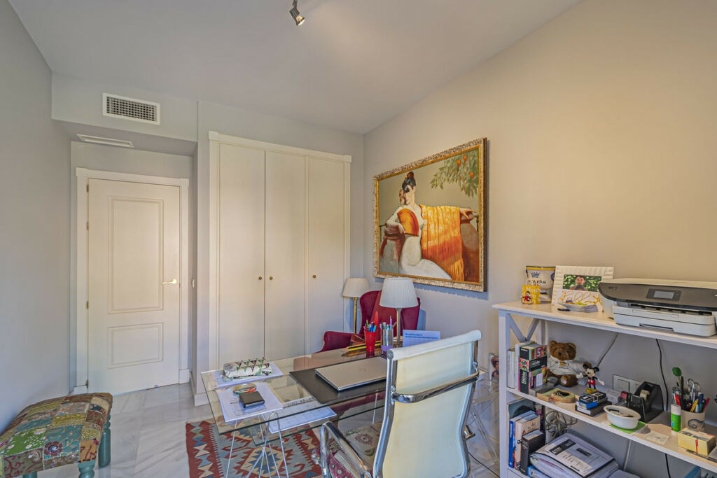 Middle Floor Apartment Hacienda del Sol Málaga - image 29
