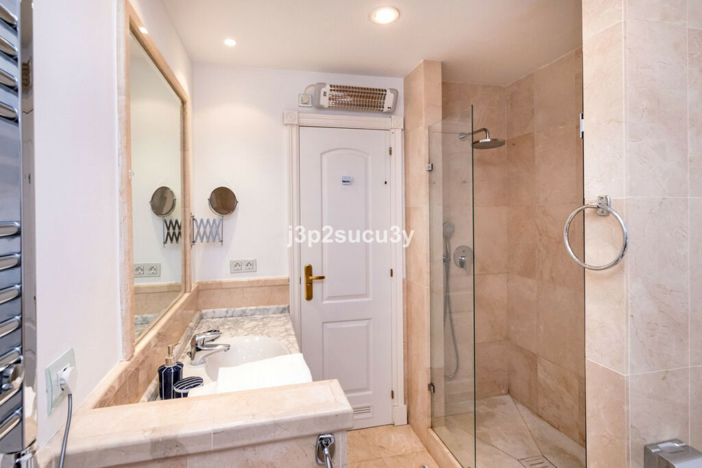Ground Floor Apartment San Pedro de Alcántara Málaga - image 29