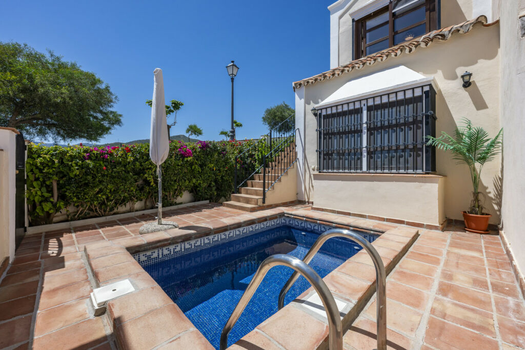 Townhouse Benahavís Málaga - image 29