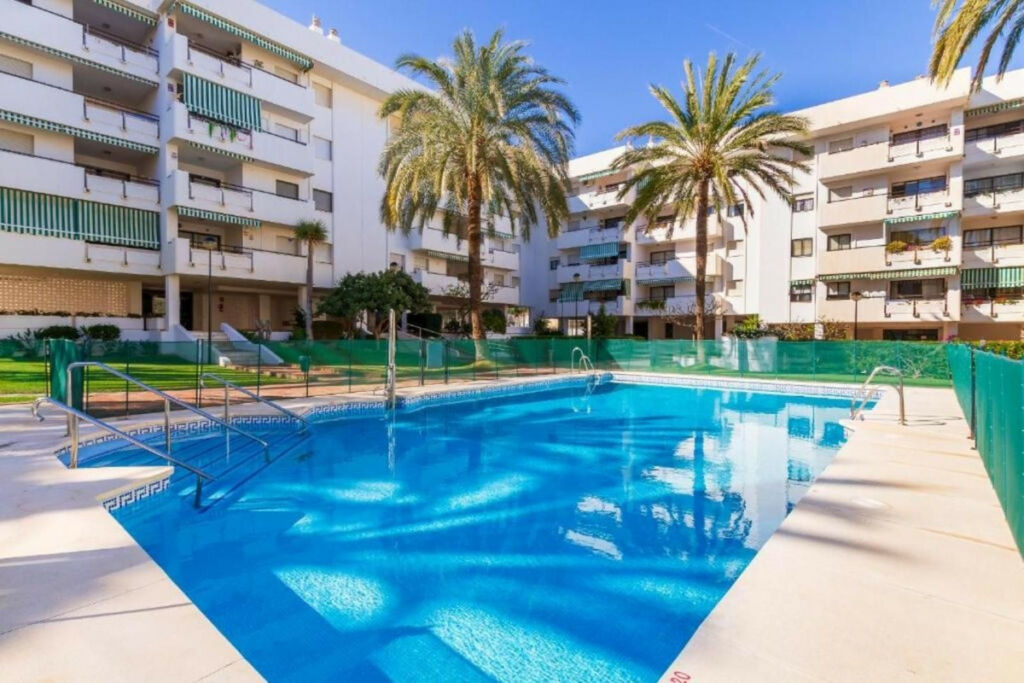 Ground Floor Apartment La Carihuela Málaga - image 29