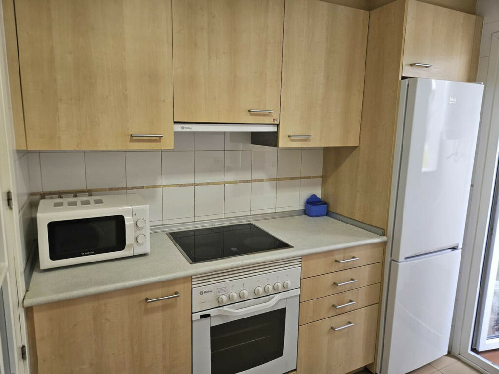Middle Floor Apartment San Luis de Sabinillas Málaga - image 29