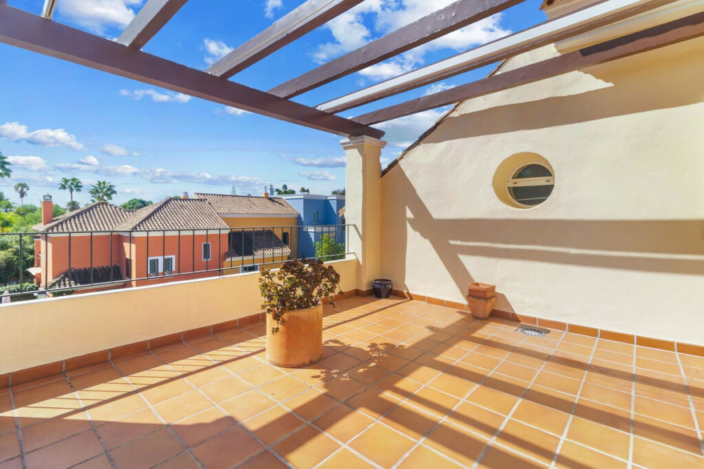 Semi-Detached House Nueva Andalucía Málaga - image 29
