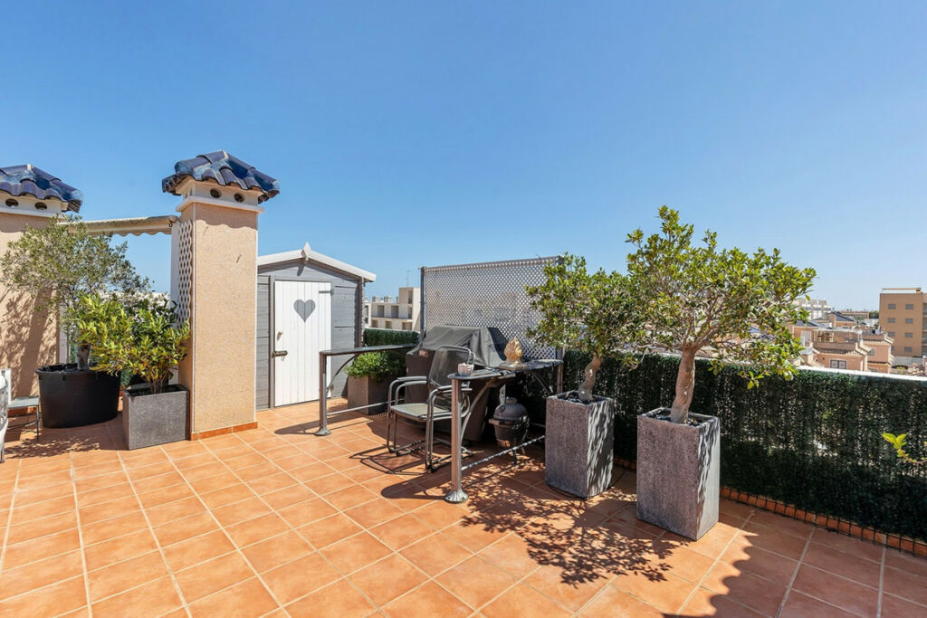 Penthouse Villamartin Alicante - image 29