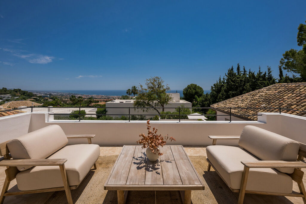 Detached Villa The Golden Mile Málaga - image 29