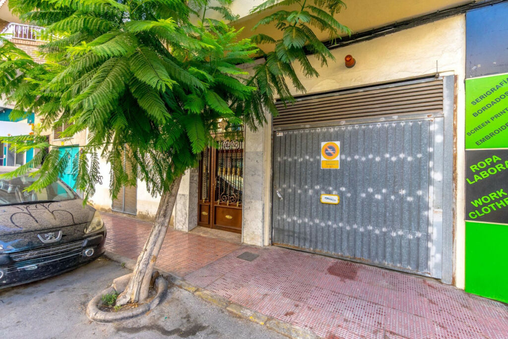 Middle Floor Apartment Torrevieja Alicante - image 29