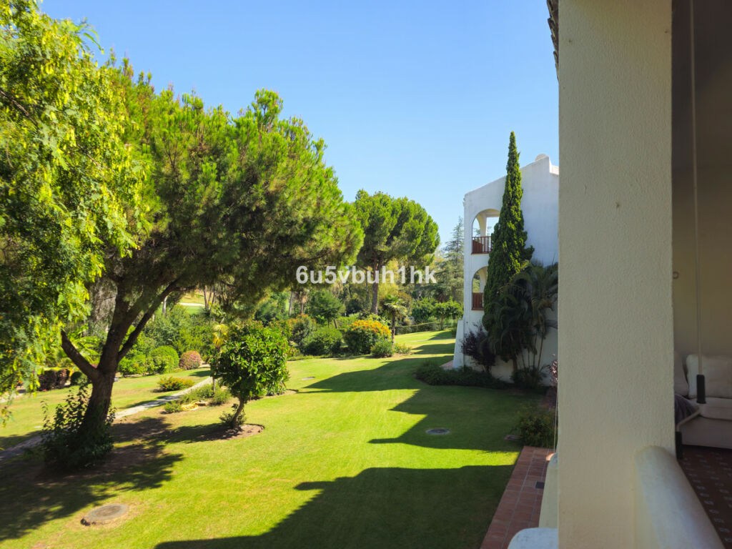 Duplex Nueva Andalucía Málaga - image 29