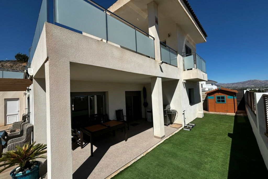 Detached Villa Cox Alicante - image 29