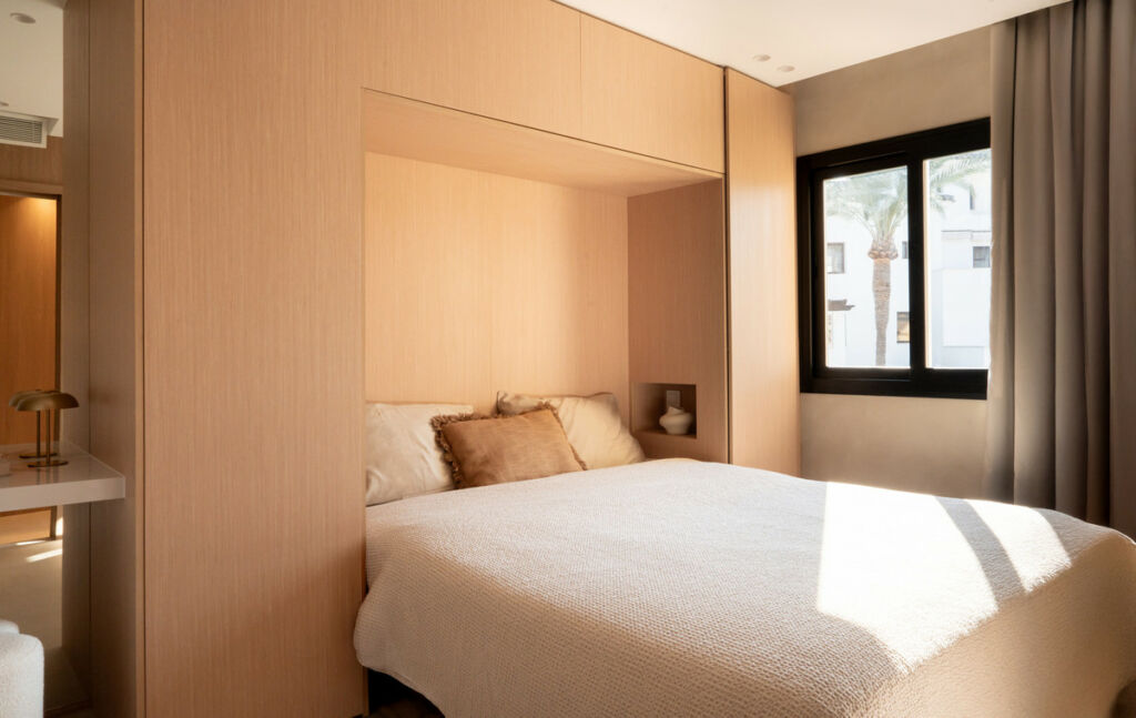 Townhouse Puerto Banús Málaga - image 29