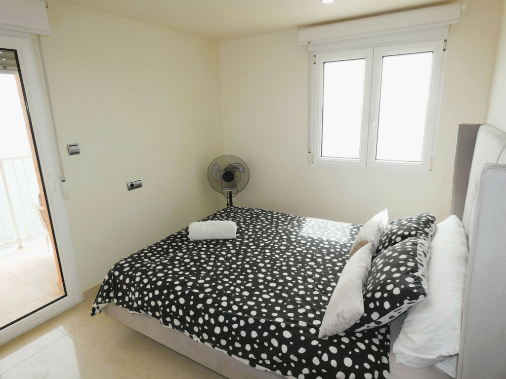 Middle Floor Apartment Torrevieja Alicante - image 29