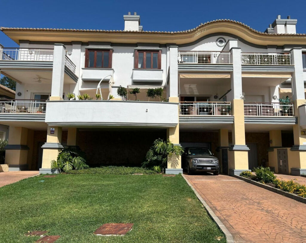 Townhouse La Cala Golf Málaga - image 29
