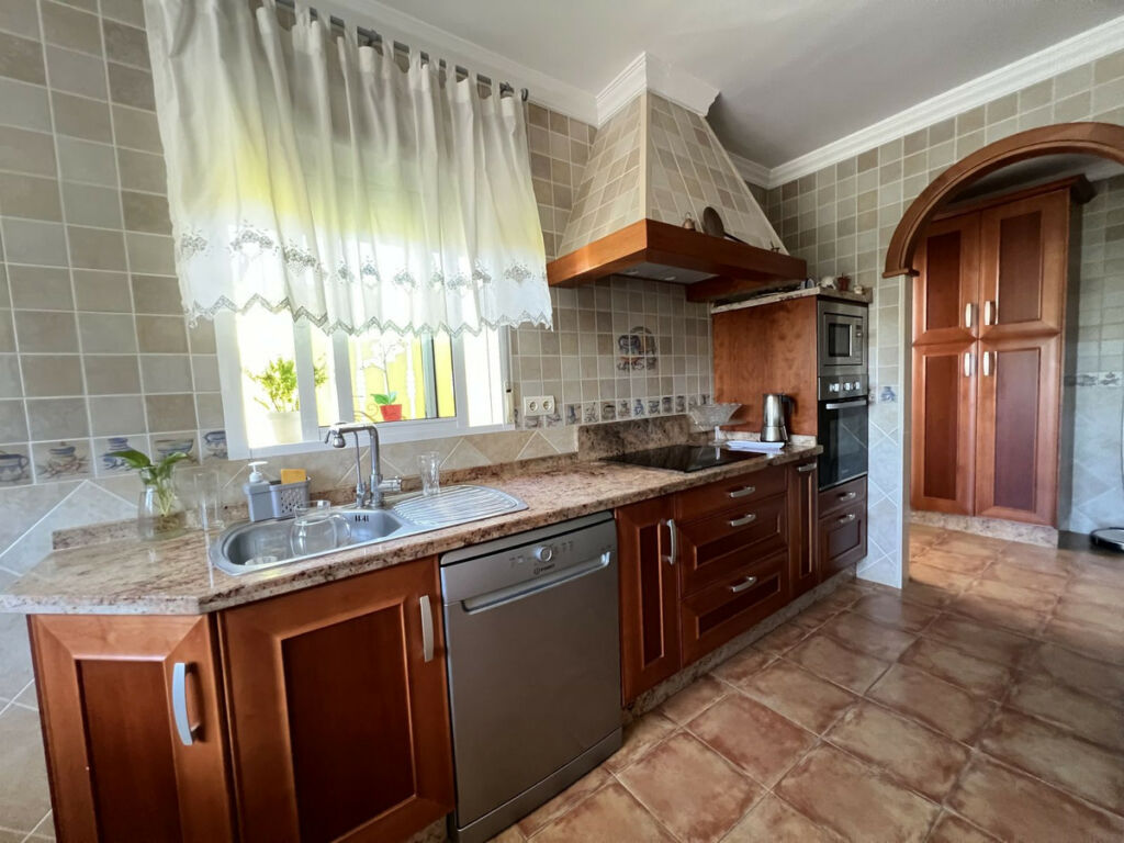 Semi-Detached House Benalmadena Málaga - image 29