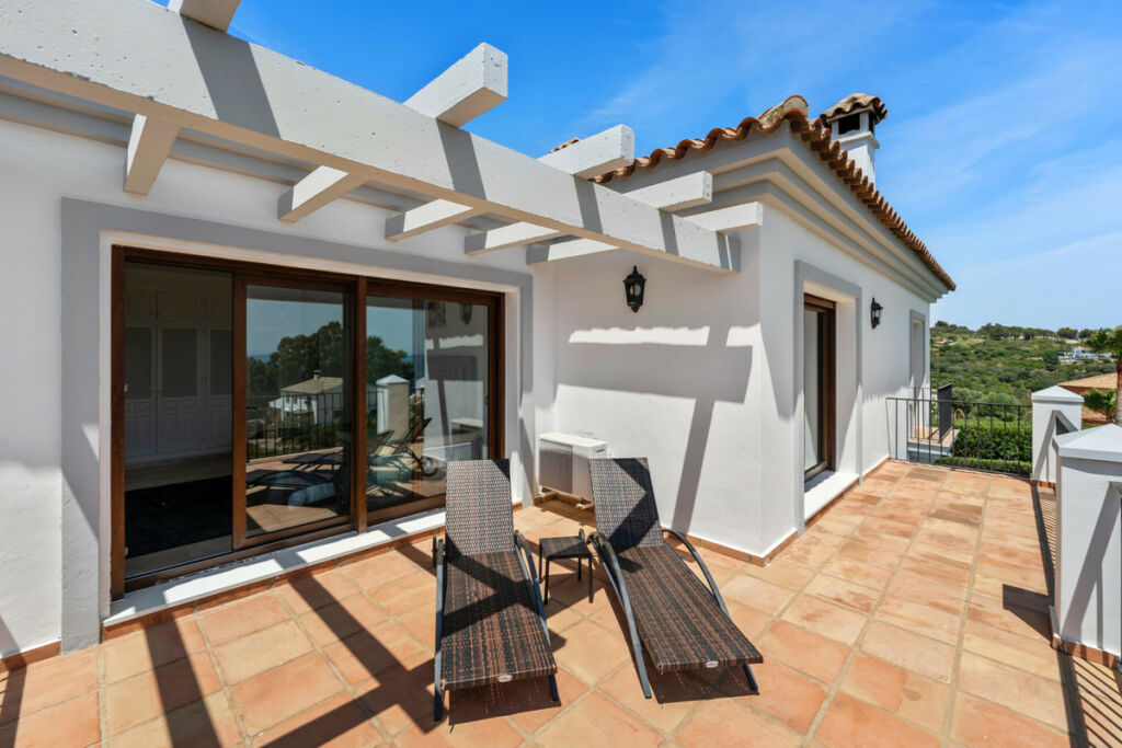Detached Villa Sotogrande Cádiz - image 29