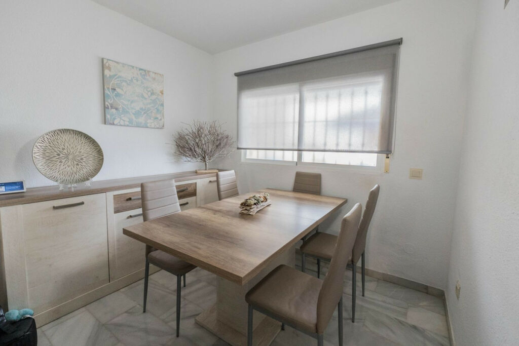 Townhouse El Coto Málaga - image 29
