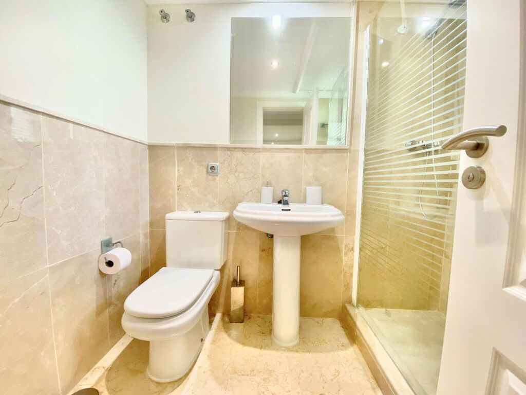 Middle Floor Apartment Atalaya Málaga - image 29