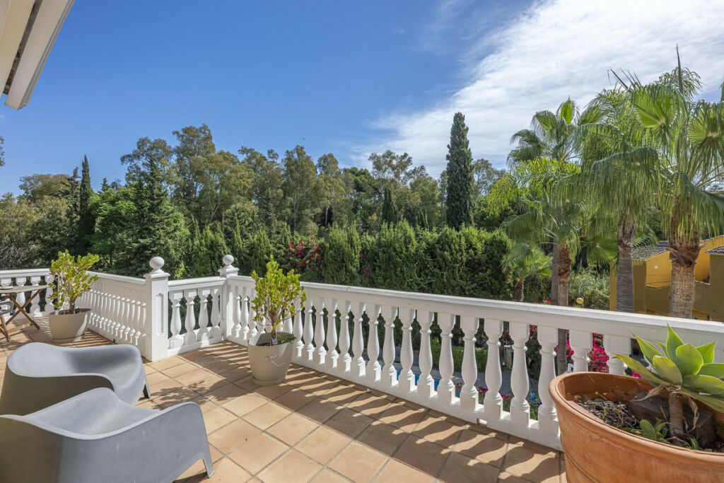 Detached Villa Calahonda Málaga - image 29