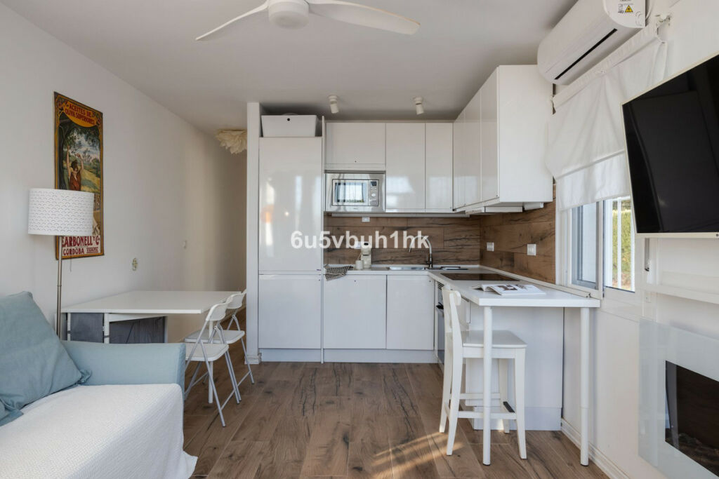 Ground Floor Apartment Estepona Málaga - image 3