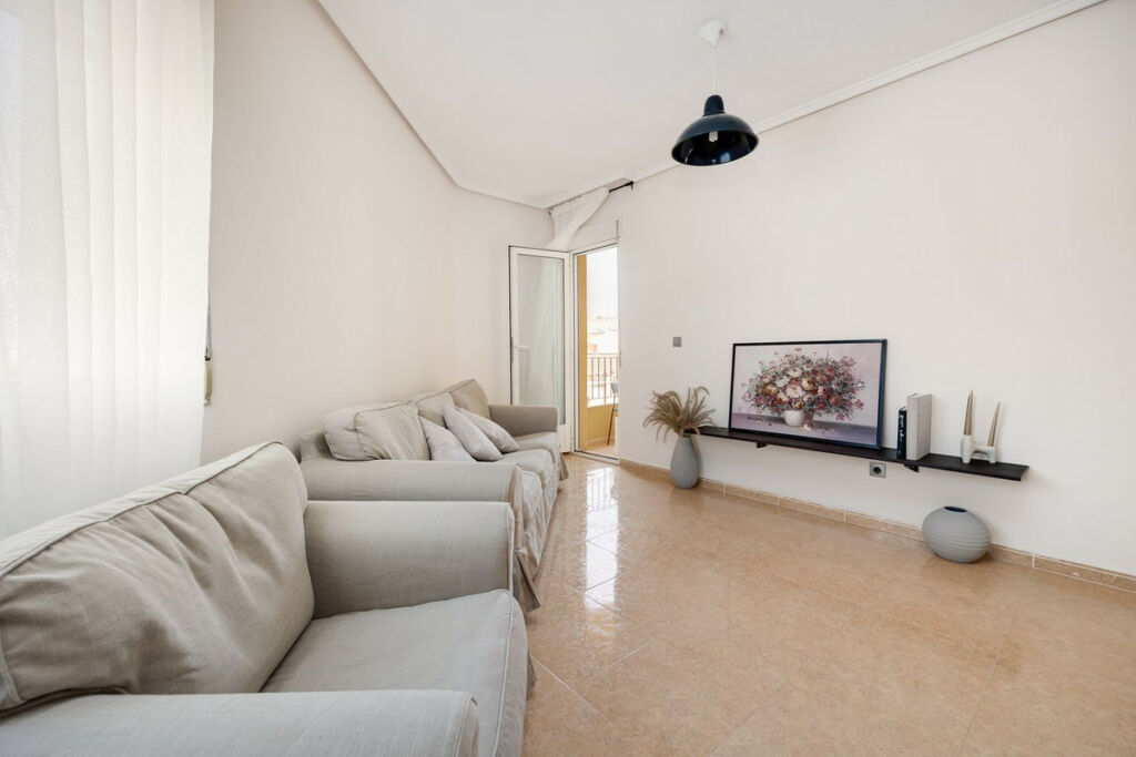 Top Floor Apartment Jacarilla Alicante - image 3