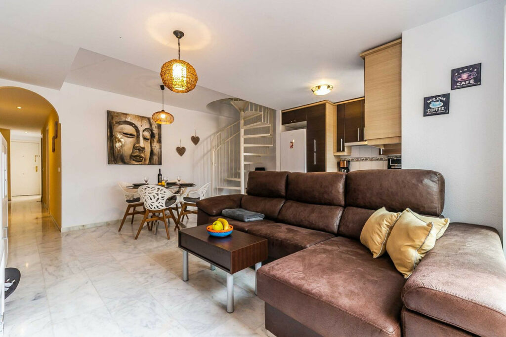 Penthouse Fuengirola Málaga - image 3