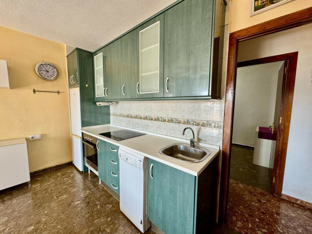 Middle Floor Apartment Benalmadena Costa Málaga - image 3
