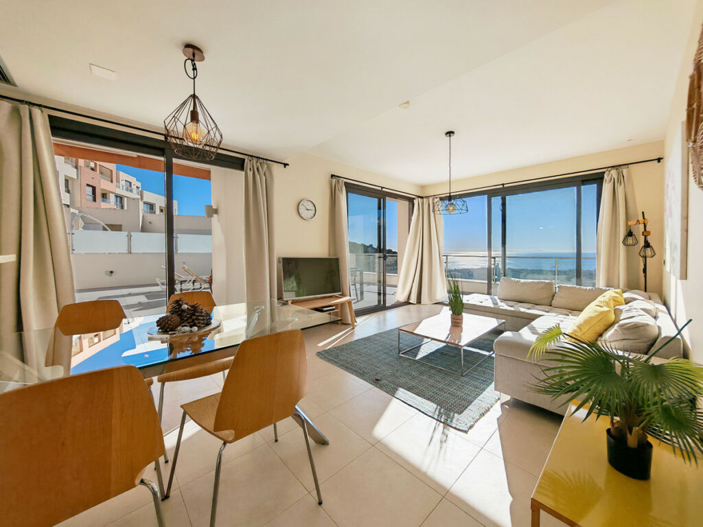 Penthouse Altos de los Monteros Málaga - image 3