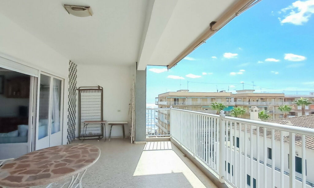 Penthouse Torrevieja Alicante - image 3