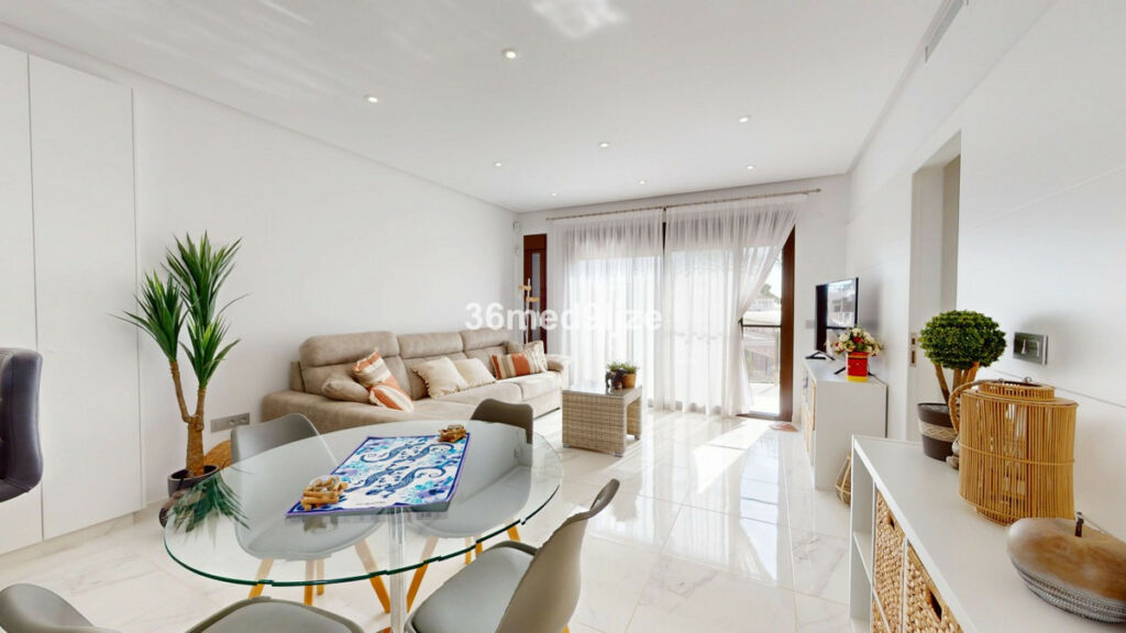 Middle Floor Apartment Dolores de Pacheco Murcia - image 3