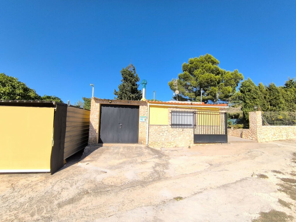 Detached Villa Yecla Murcia - image 3