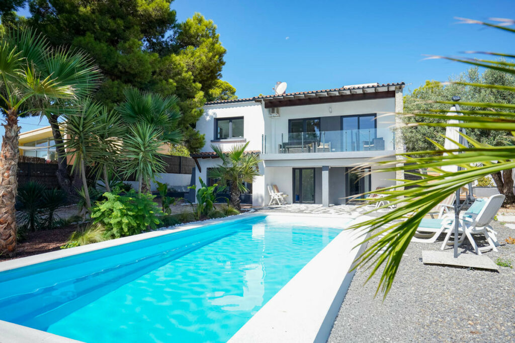 Detached Villa Calpe Alicante - image 3