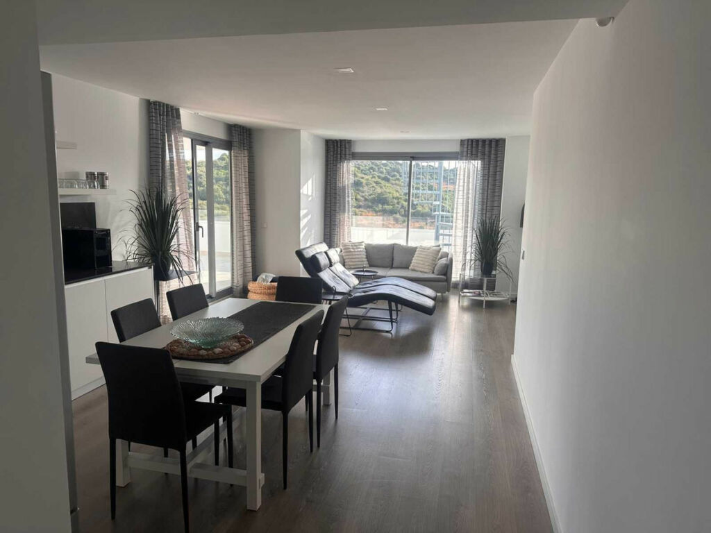 Penthouse Estepona Málaga - image 3