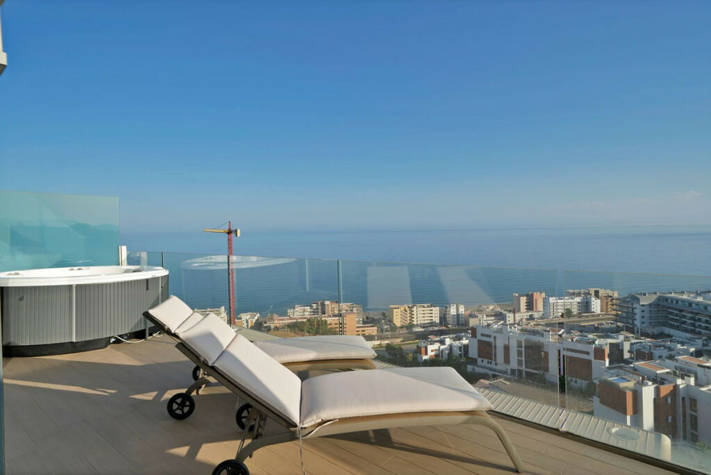 Penthouse Fuengirola Málaga - image 3