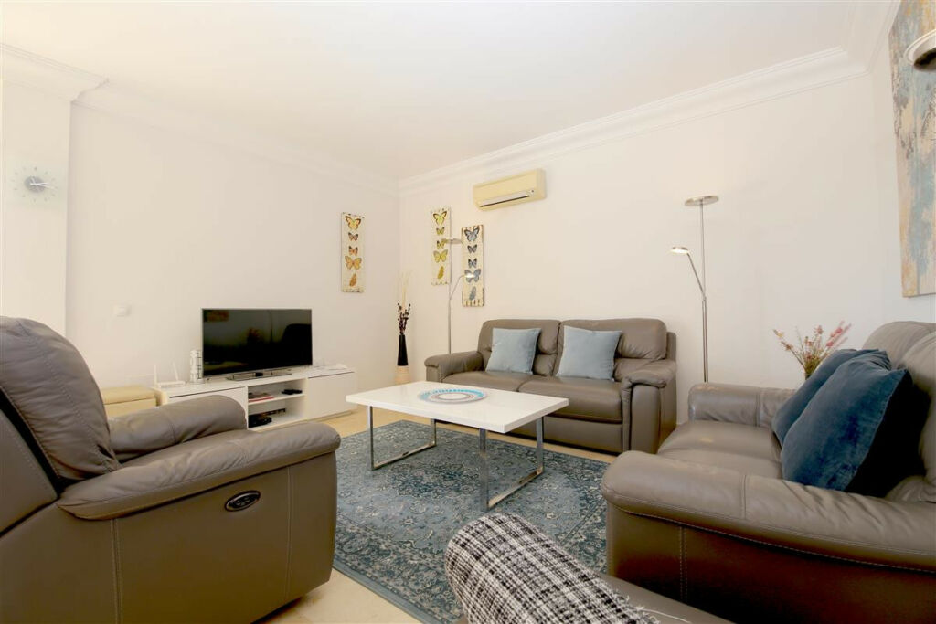 Penthouse Estepona Málaga - image 3