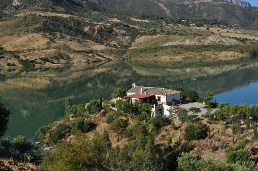 Detached Villa El Gastor Cádiz - image 3
