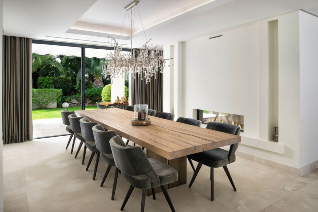 Detached Villa Marbesa Málaga - image 3