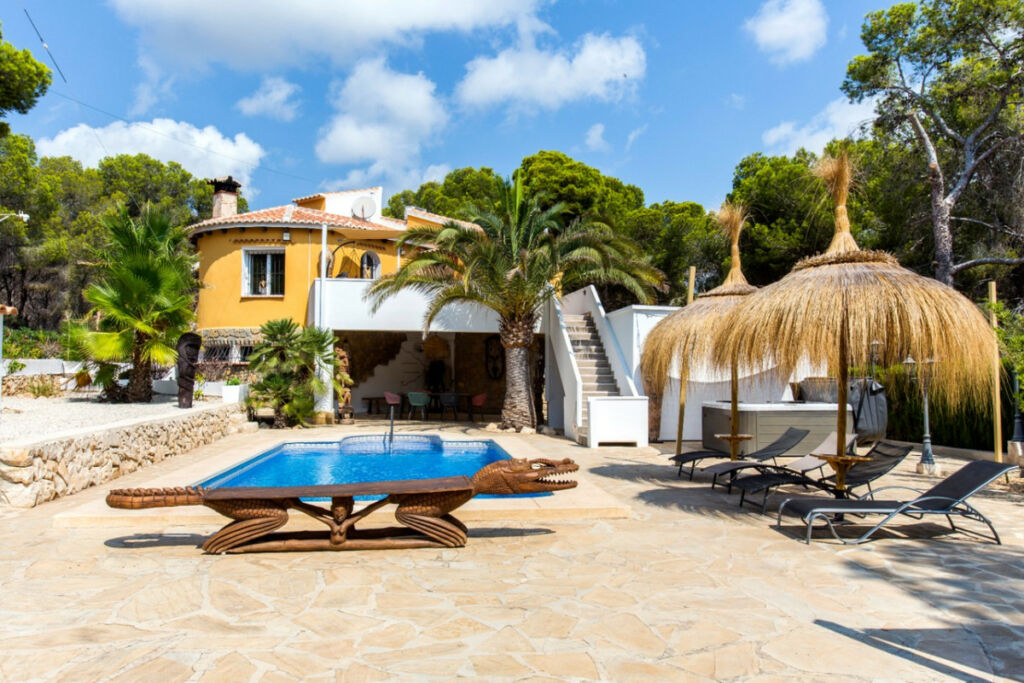 Detached Villa La Fustera Alicante - image 3