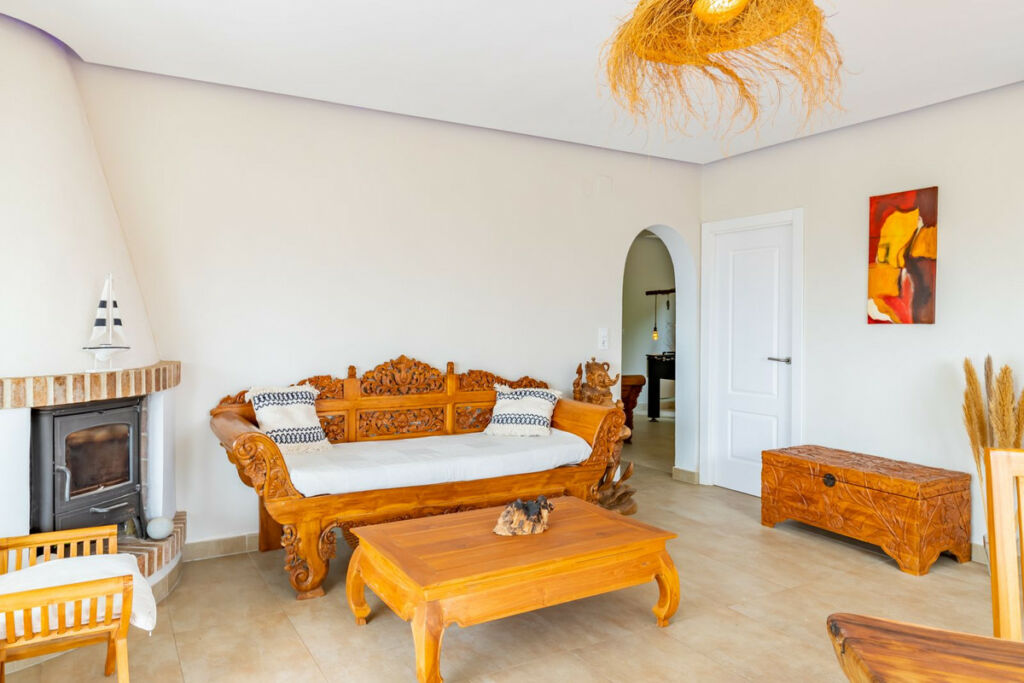Detached Villa Moraira Alicante - image 3
