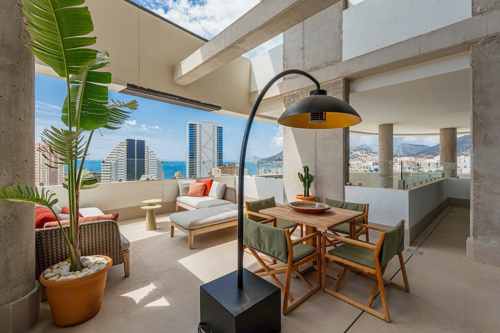 Middle Floor Apartment Calpe Alicante - image 3