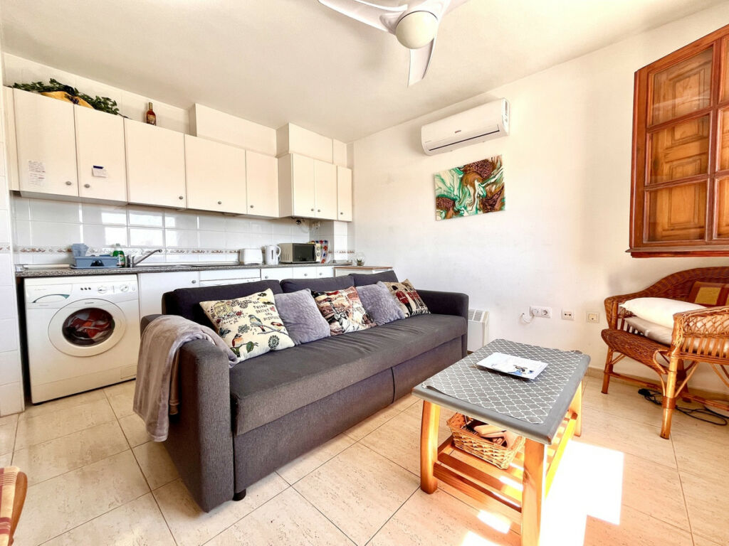 Ground Floor Apartment La Zenia Alicante - image 3