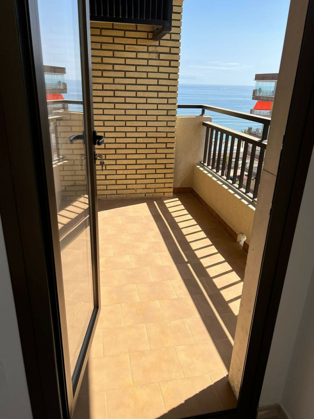 Top Floor Apartment Fuengirola Málaga - image 3