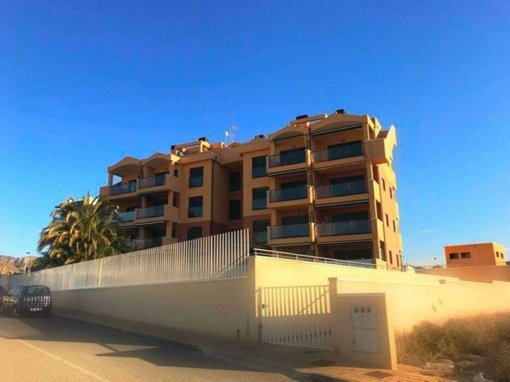 Penthouse Duplex Puerto de Mazarrón Murcia - image 3