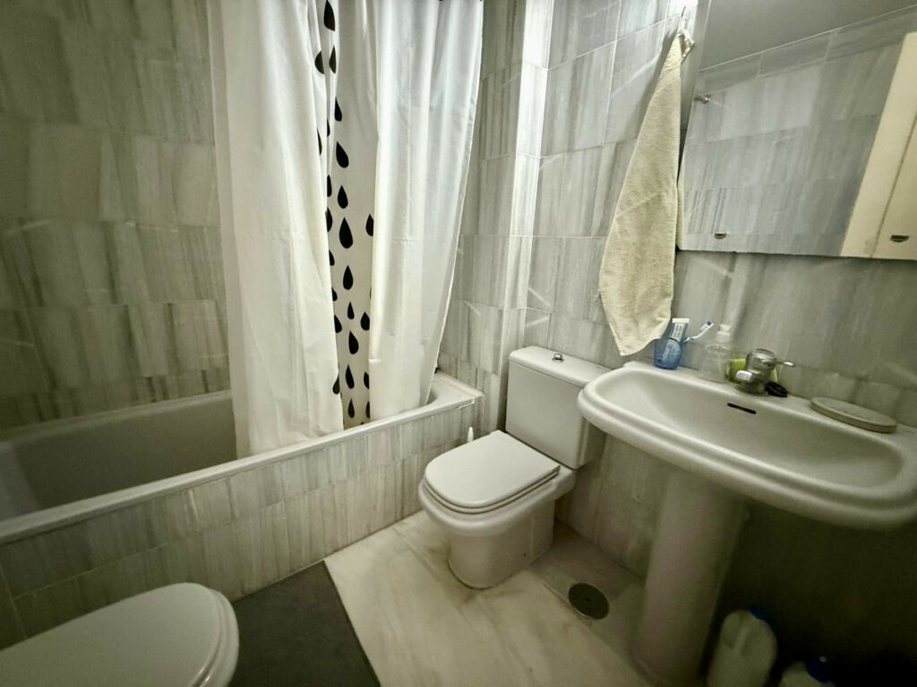 Middle Floor Apartment San Pedro de Alcántara Málaga - image 3