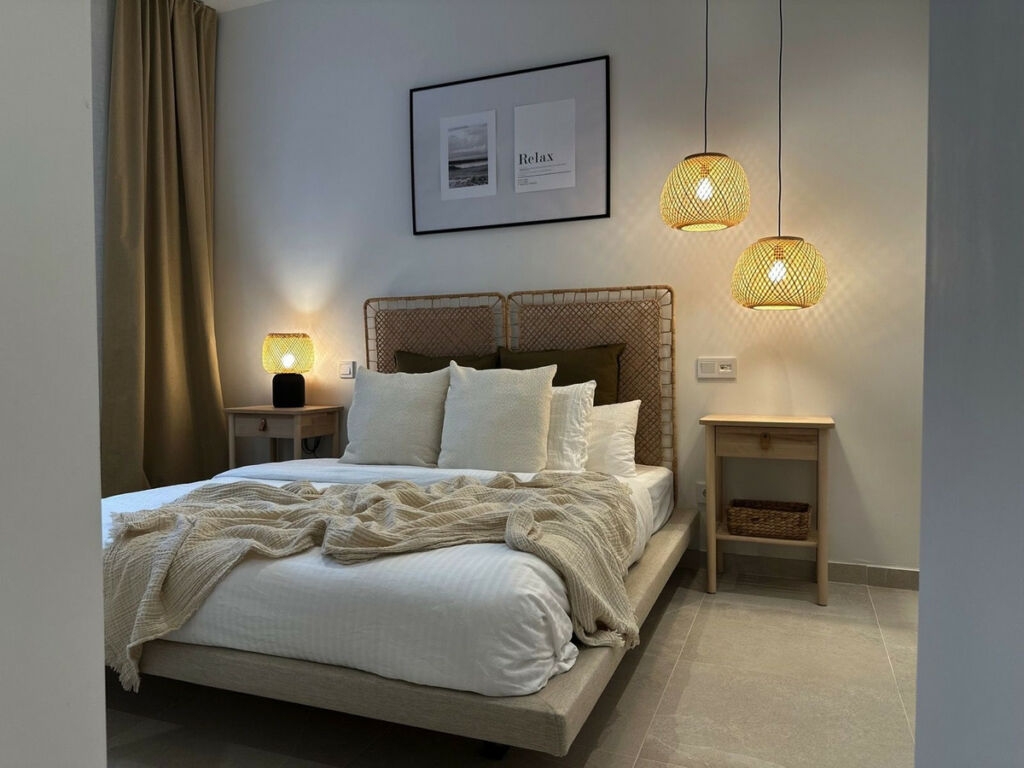 Ground Floor Apartment Estepona Málaga - image 3