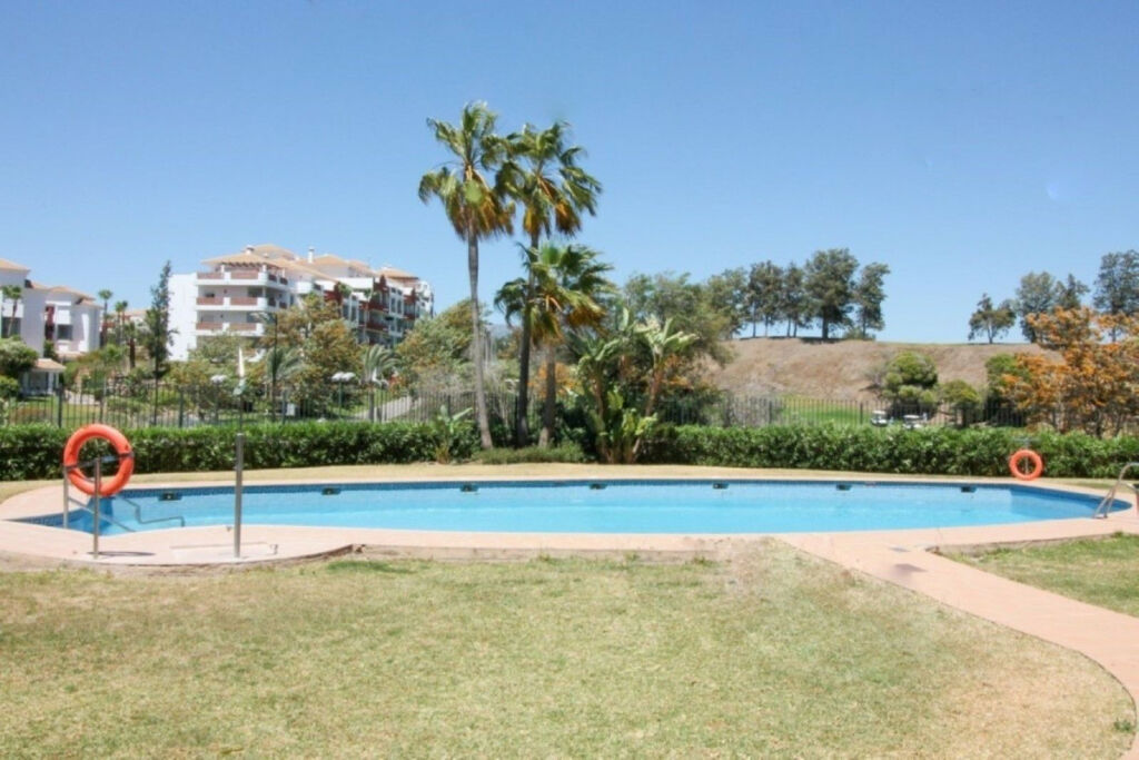 Ground Floor Apartment Miraflores Málaga - image 3