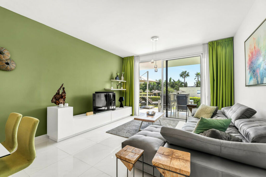 Ground Floor Apartment Bel Air Málaga - image 3